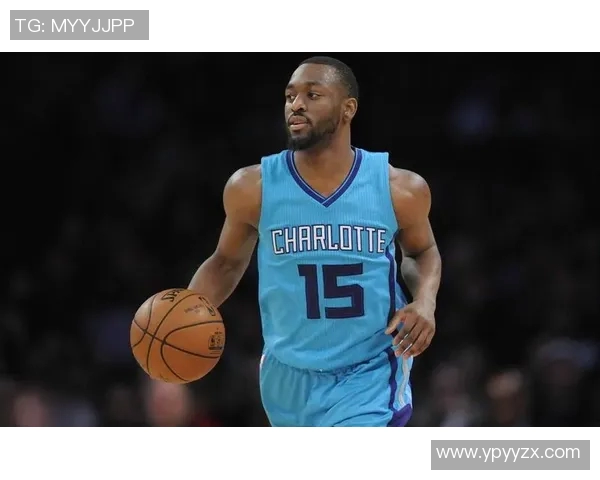 贾雷斯沃克展现潜力成为NBA新星引发球迷热议与期待 贾雷斯沃克展现潜力成为NBA新星引发球迷热议与期待